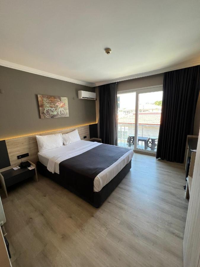 Grand Faik Hotel Cesme Exterior foto