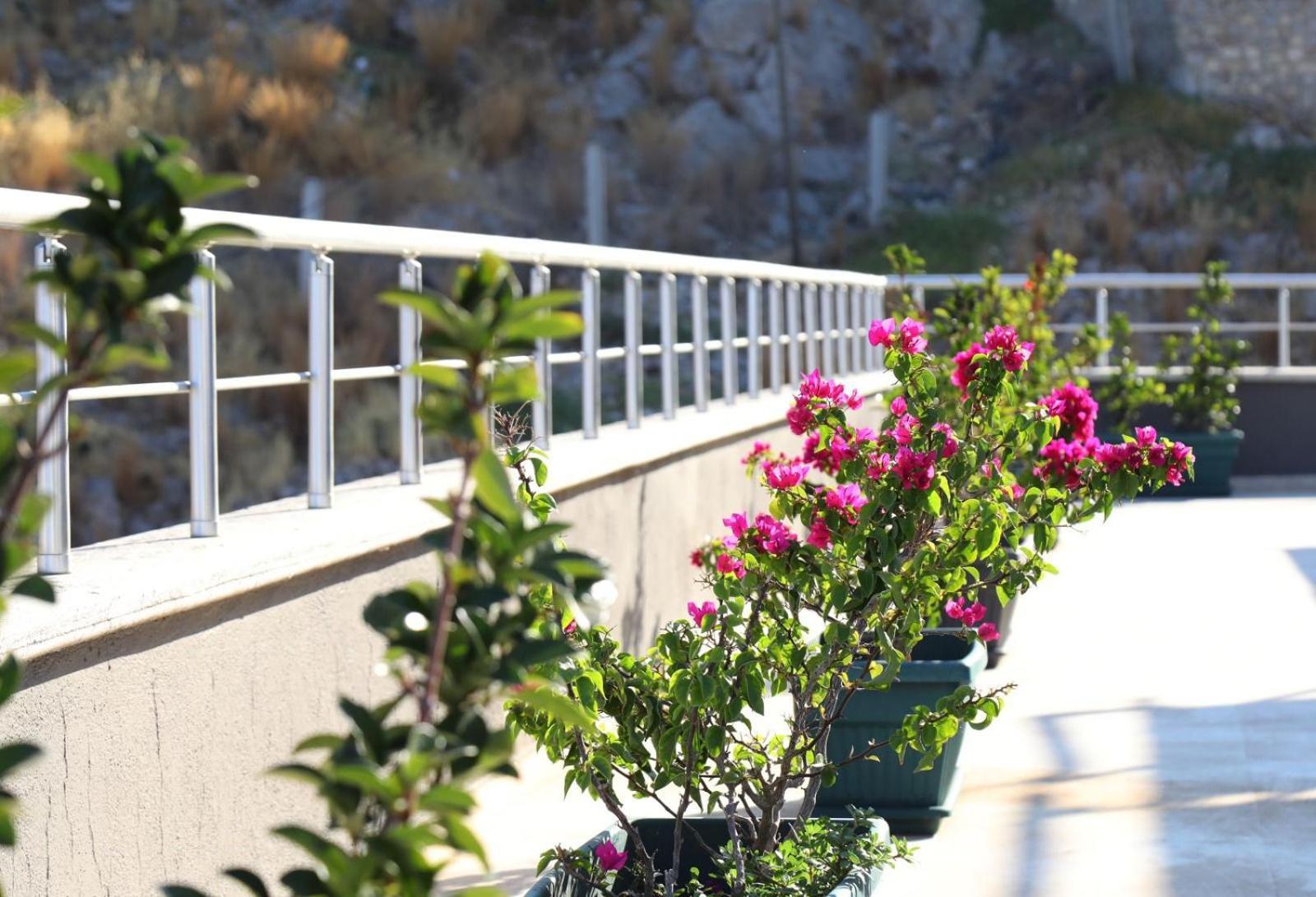 Grand Faik Hotel Cesme Exterior foto