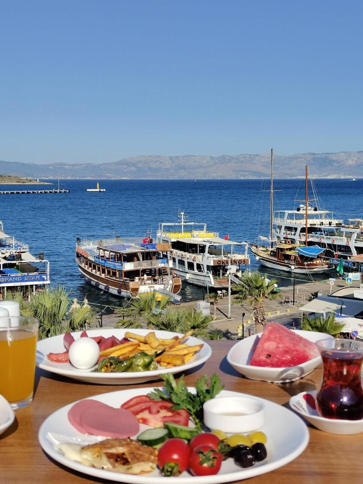 Grand Faik Hotel Cesme Exterior foto